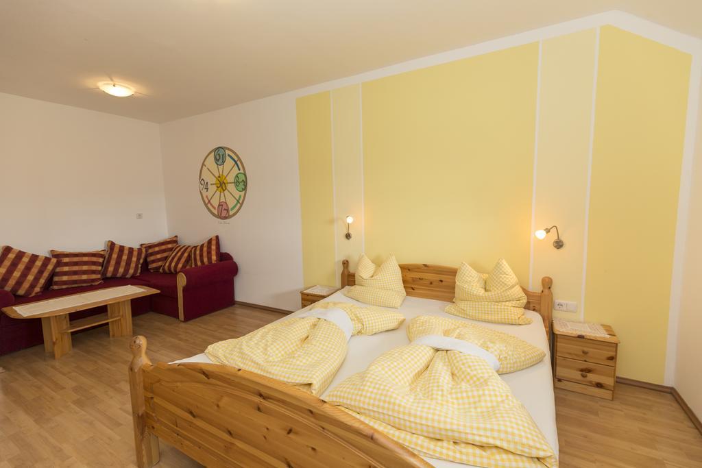 Biohof Ebenbauer Hotell Waidhofen an der Ybbs Exteriör bild